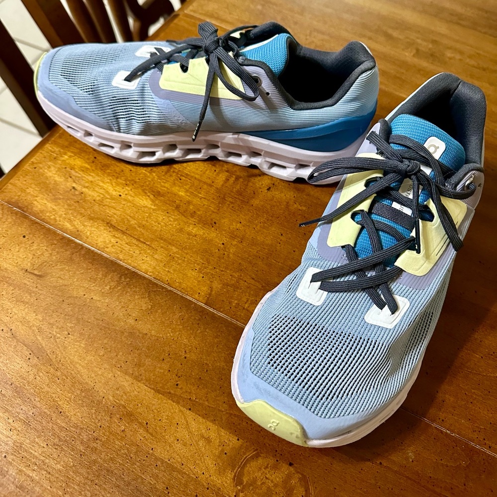 Women’s On cloud shoes